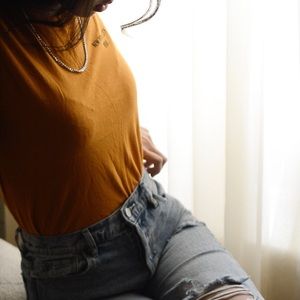 SOFT ORANGE TEE